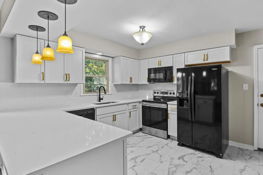 3671 Walden Drive Lexington KY 40517