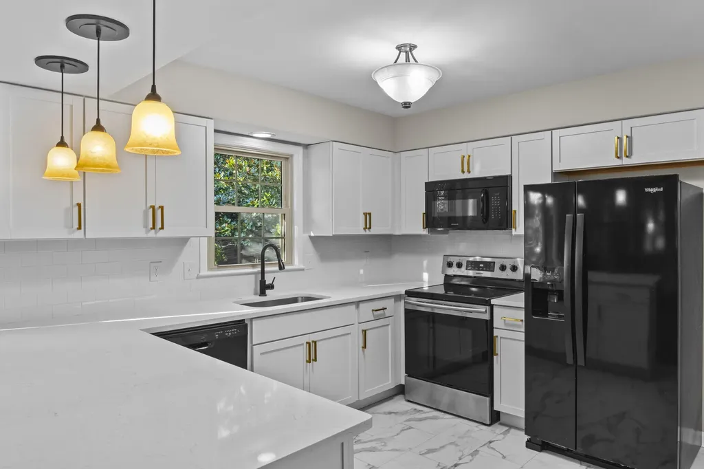 3671 Walden Drive Lexington KY 40517