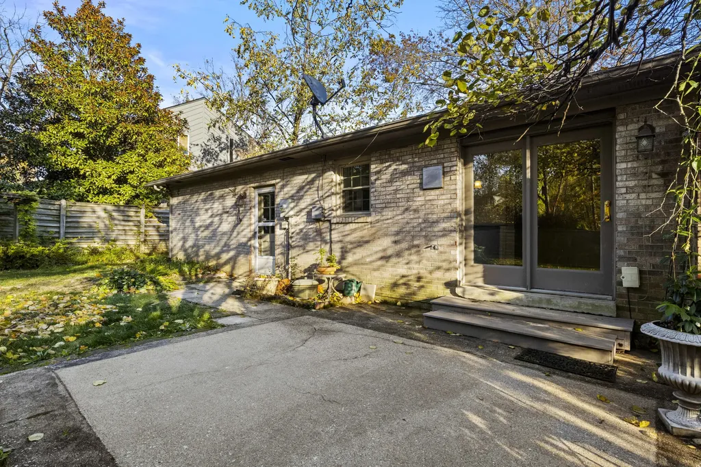 3671 Walden Drive Lexington KY 40517