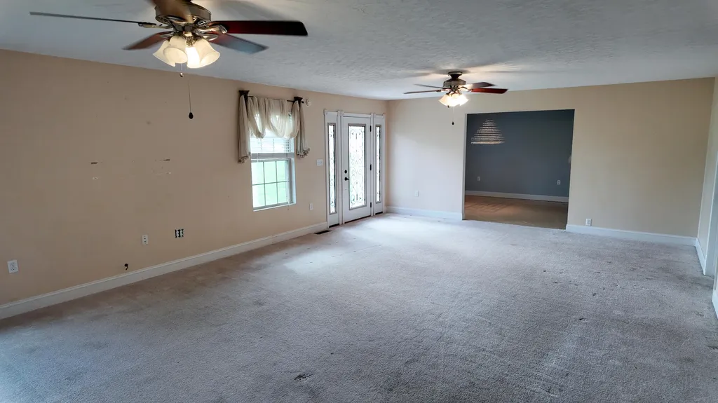 1408 Ky-80 Windsor KY 42565