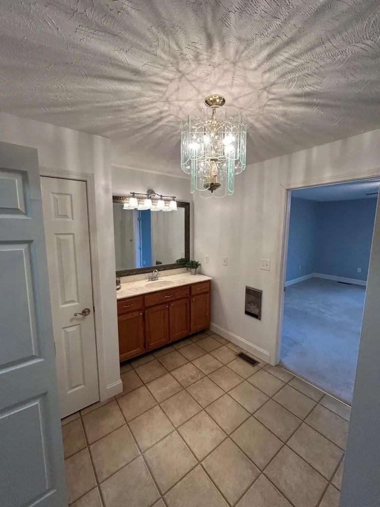 1408 Ky-80 Windsor KY 42565