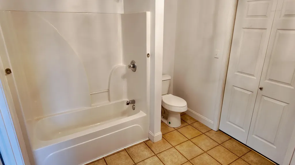 1408 Ky-80 Windsor KY 42565