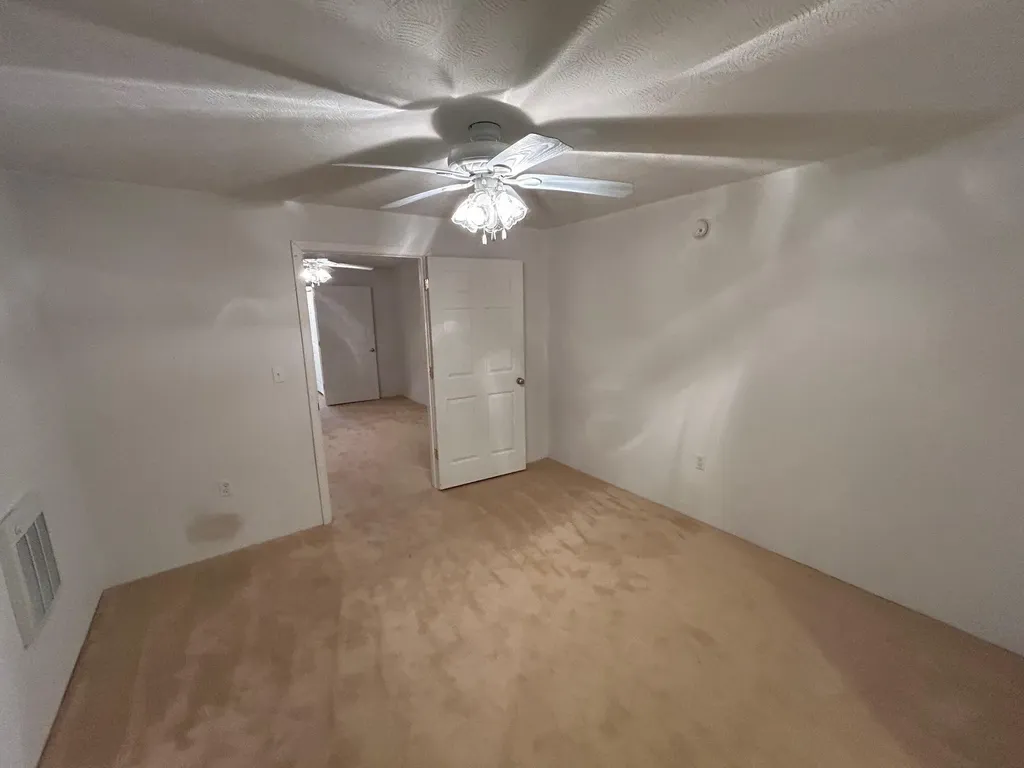 1408 Ky-80 Windsor KY 42565