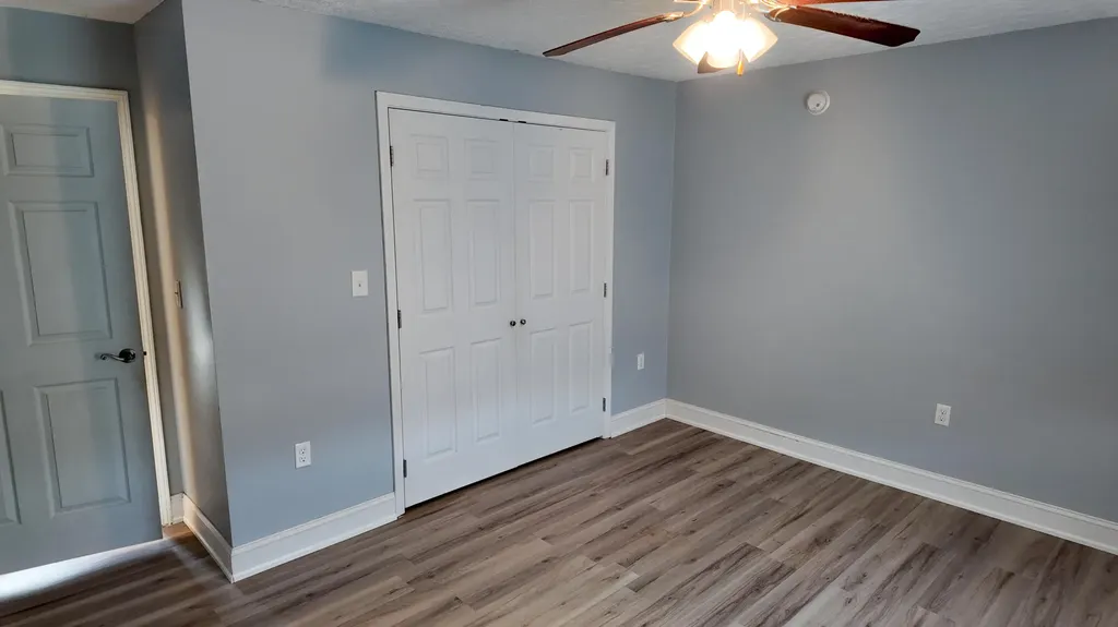 1408 Ky-80 Windsor KY 42565