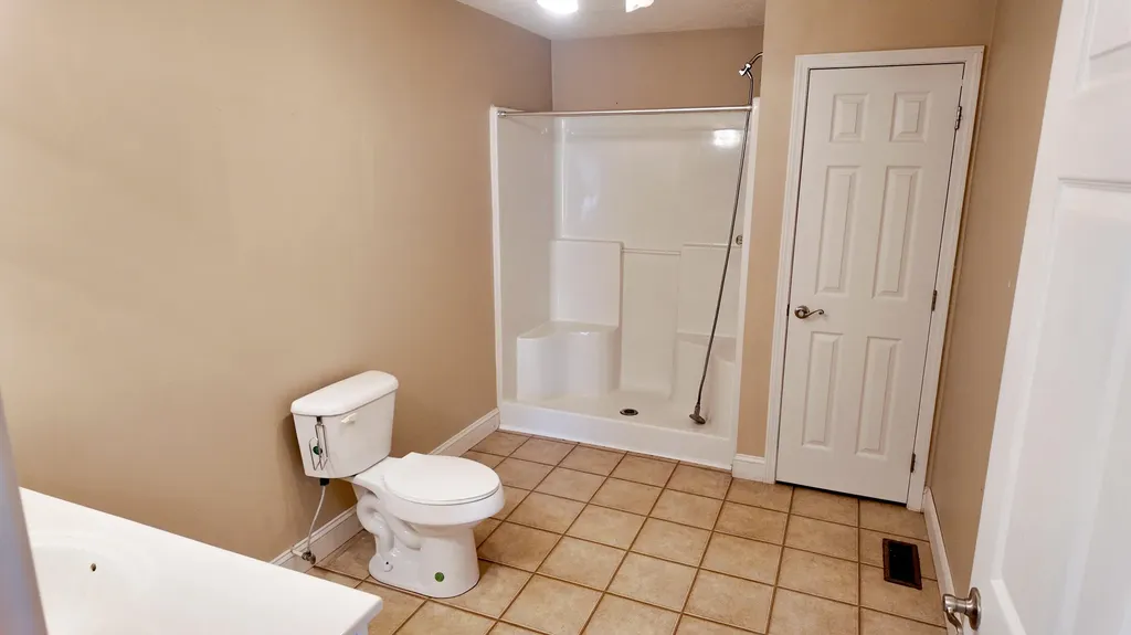 1408 Ky-80 Windsor KY 42565