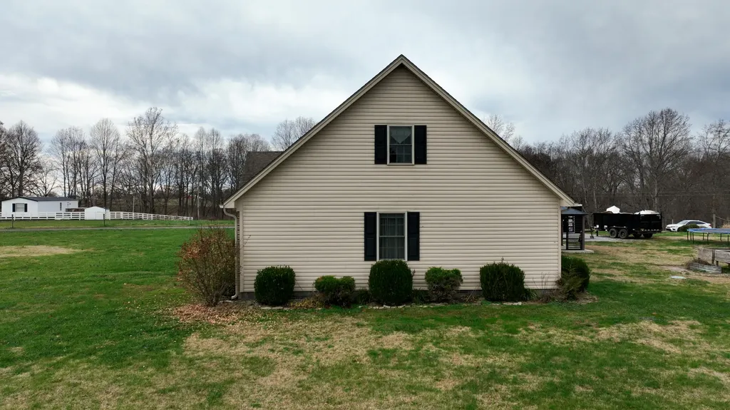 1408 Ky-80 Windsor KY 42565