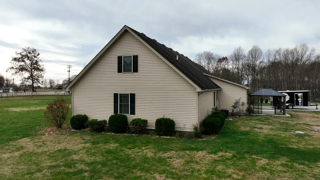 1408 Ky-80 Windsor KY 42565