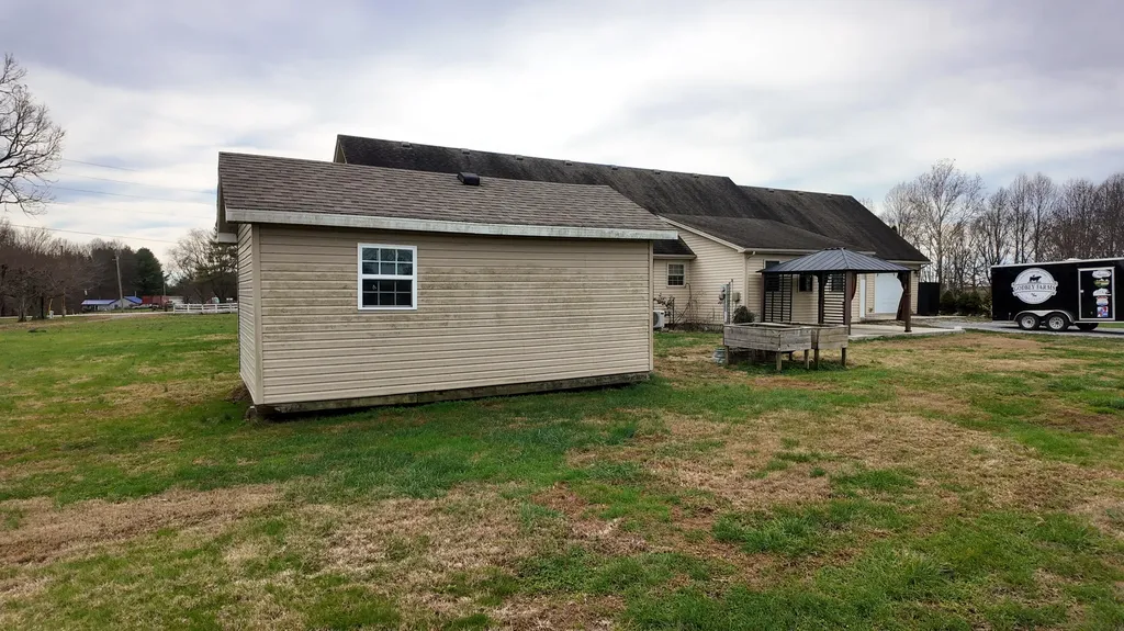 1408 Ky-80 Windsor KY 42565