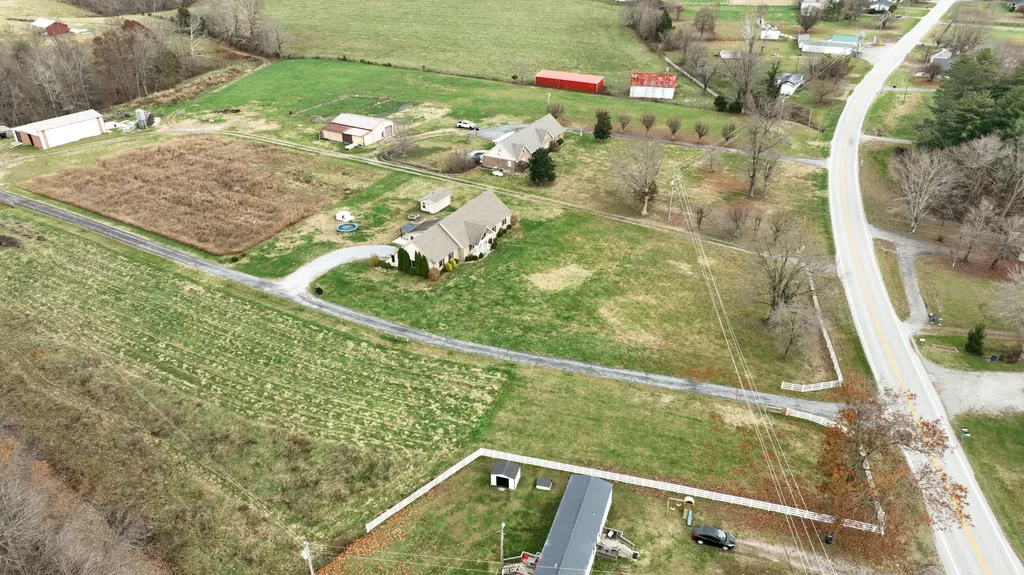 1408 Ky-80 Windsor KY 42565