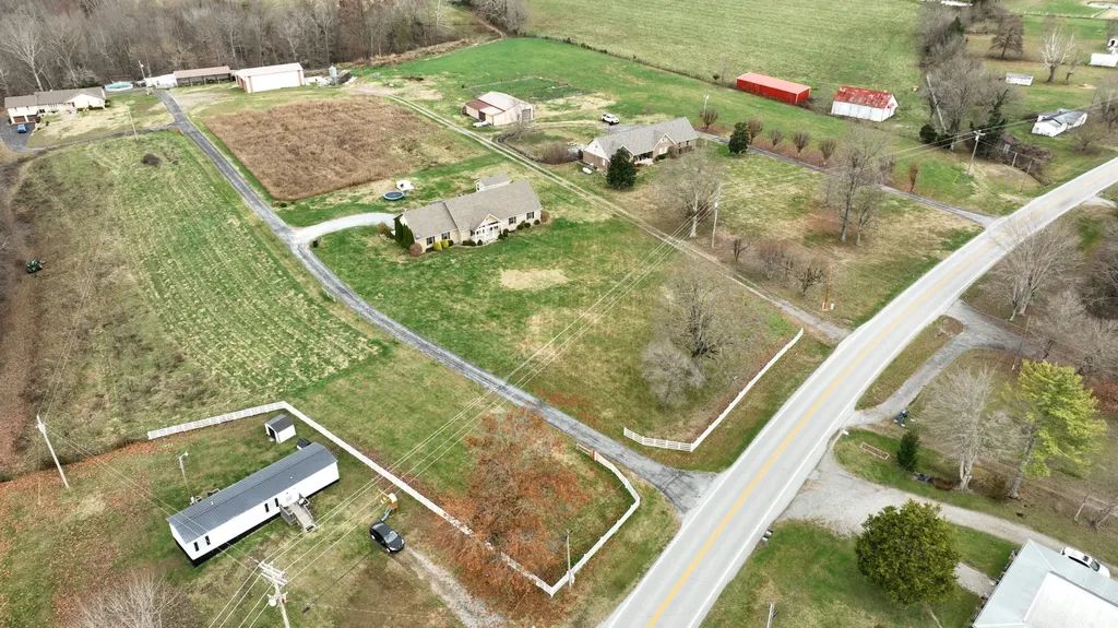 1408 Ky-80 Windsor KY 42565