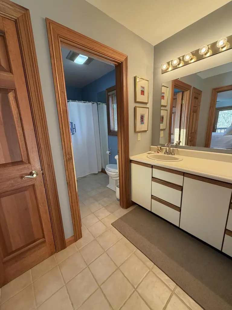 893 Lily Creek Lane Jamestown KY 42629
