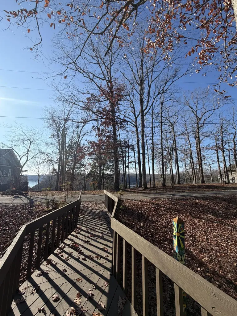 893 Lily Creek Lane Jamestown KY 42629