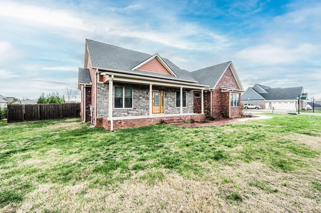 8688 Pebblestone Lane Alvaton KY 42122