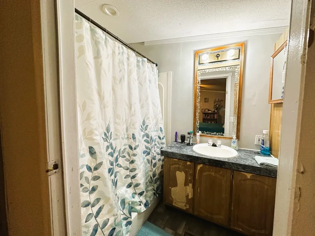 2005 Sharkey Road Morehead KY 40351
