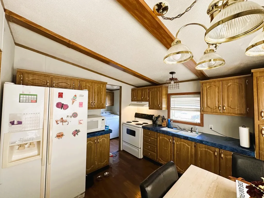2005 Sharkey Road Morehead KY 40351