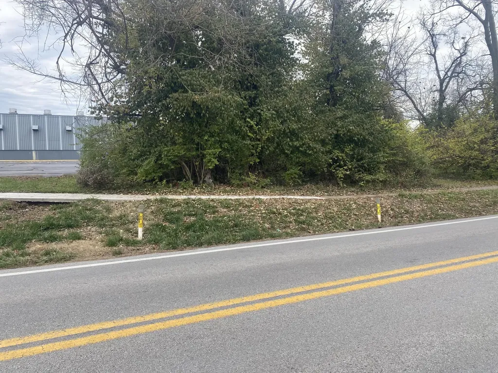892 Tyrone Pike Versailles KY 40383