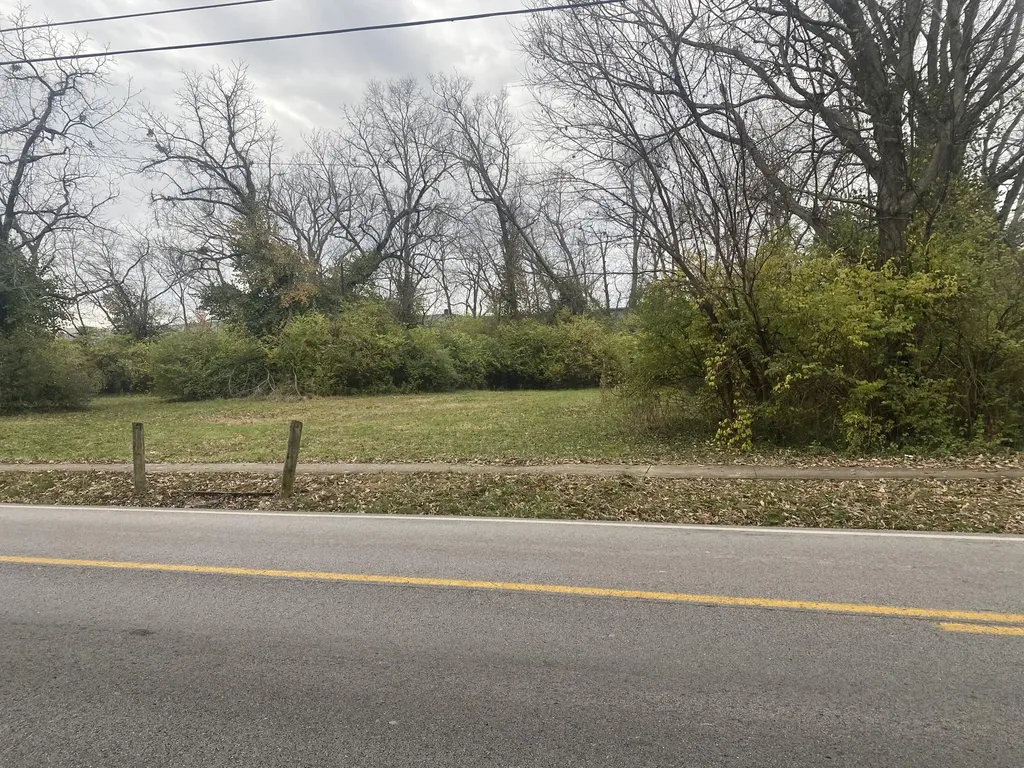 892 Tyrone Pike Versailles KY 40383