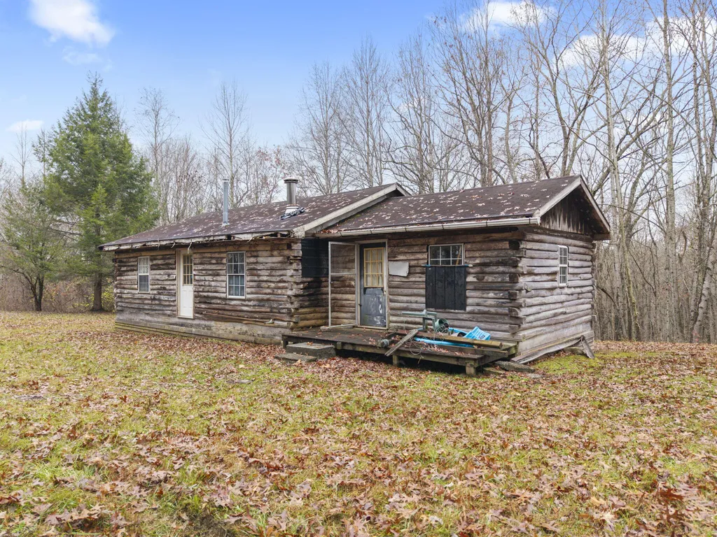 643 Baker Barr Subdivision Road Beattyville KY 41311