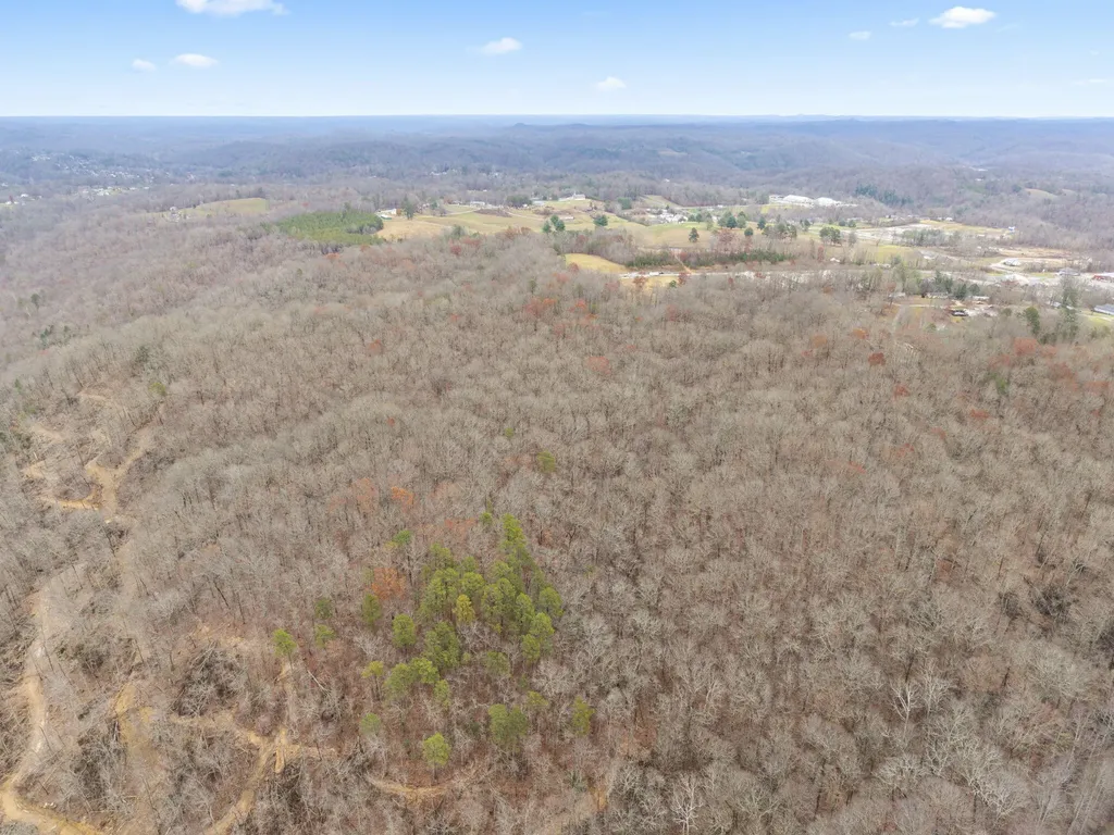 643 Baker Barr Subdivision Road Beattyville KY 41311