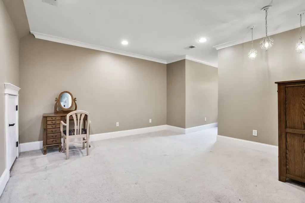 1911 Parkers Mill Road Lexington KY 40504