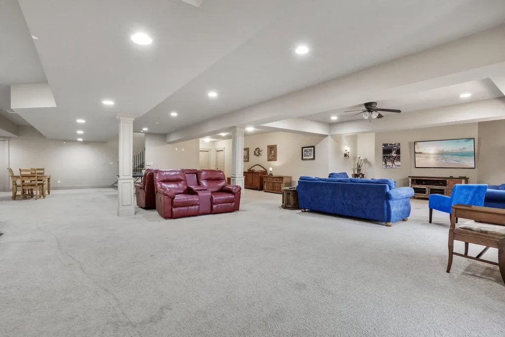 1911 Parkers Mill Road Lexington KY 40504