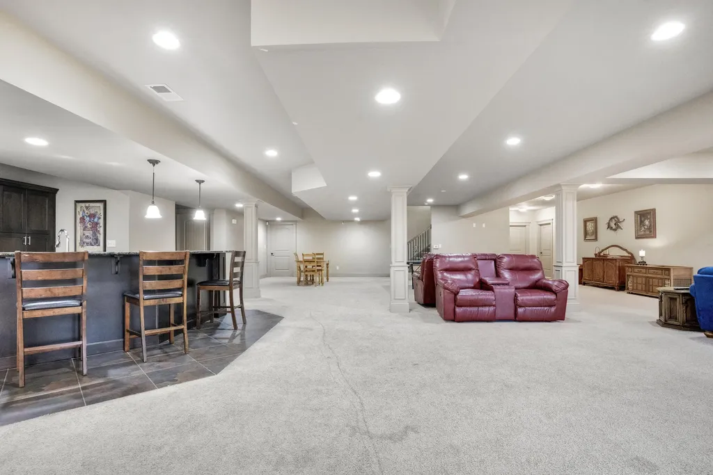1911 Parkers Mill Road Lexington KY 40504
