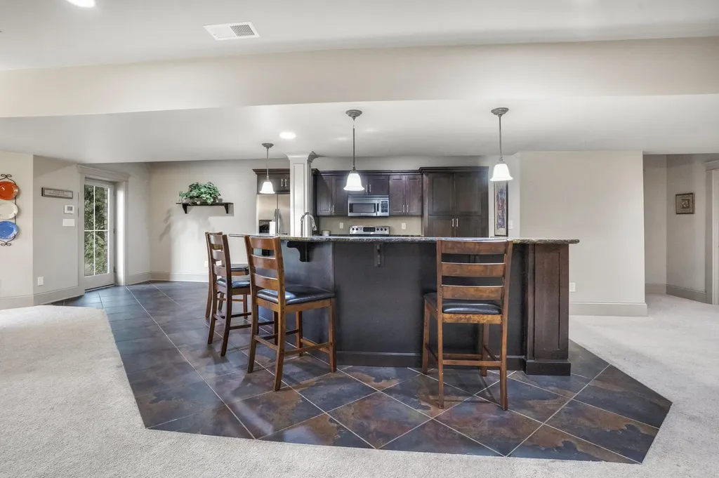 1911 Parkers Mill Road Lexington KY 40504