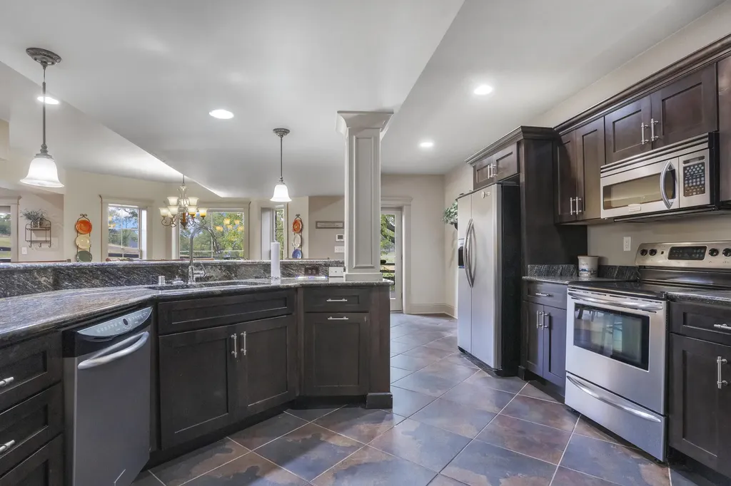 1911 Parkers Mill Road Lexington KY 40504