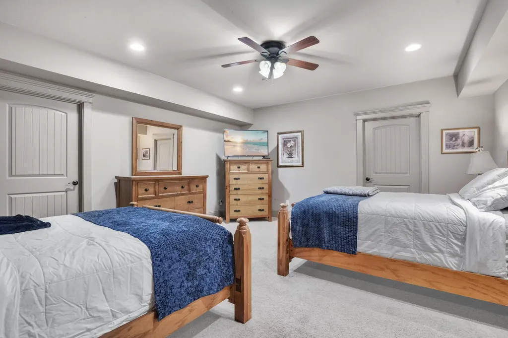 1911 Parkers Mill Road Lexington KY 40504