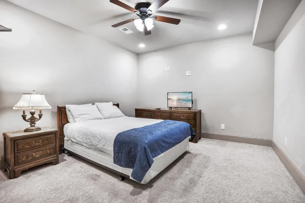 1911 Parkers Mill Road Lexington KY 40504