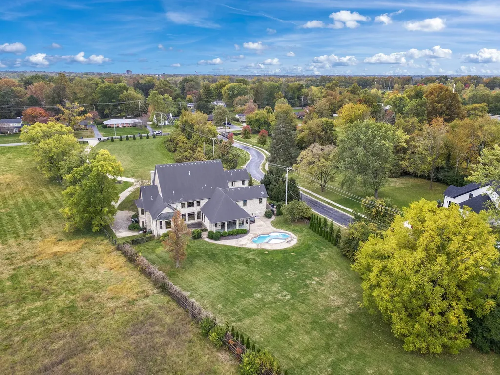1911 Parkers Mill Road Lexington KY 40504