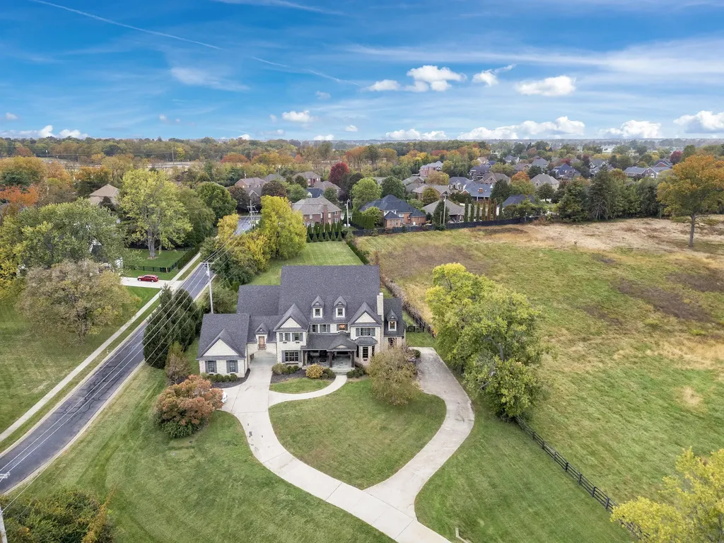 1911 Parkers Mill Road Lexington KY 40504