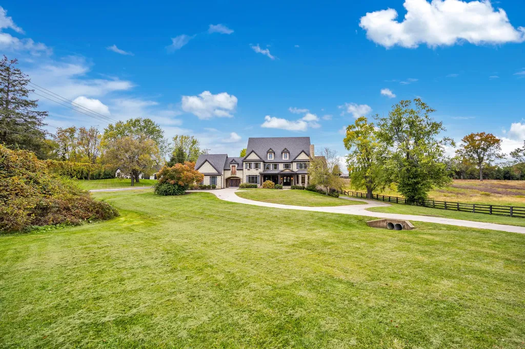 1911 Parkers Mill Road Lexington KY 40504