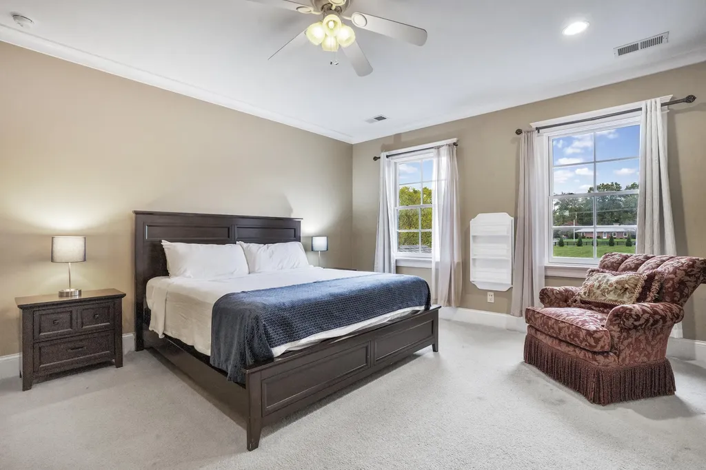 1911 Parkers Mill Road Lexington KY 40504