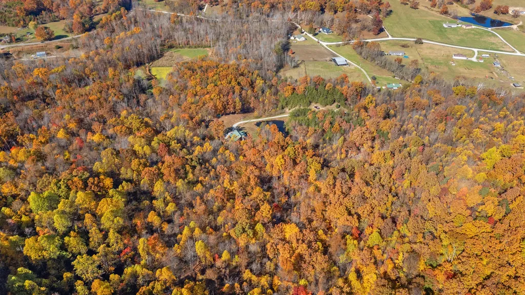 119 Spruce Valley Road Jeffersonville KY 40337