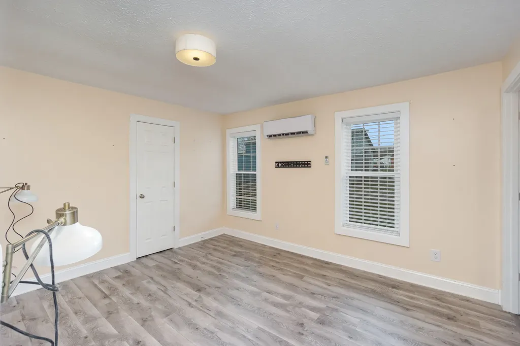 2768 Ky-198 Stanford KY 40484