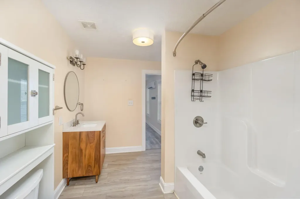 2768 Ky-198 Stanford KY 40484