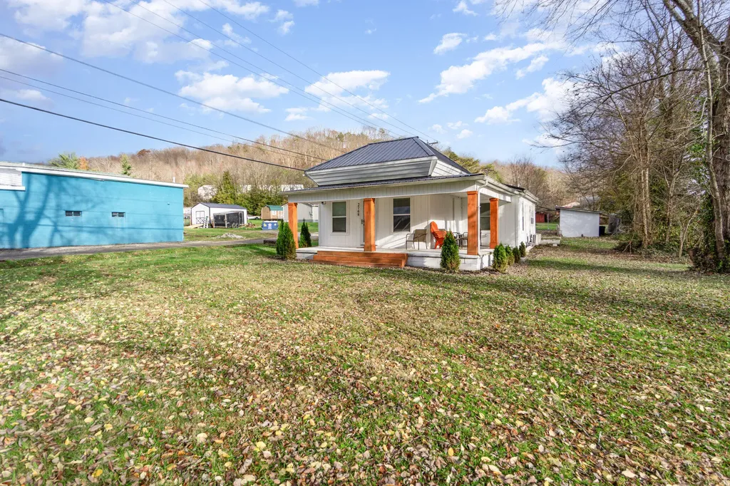 2768 Ky-198 Stanford KY 40484
