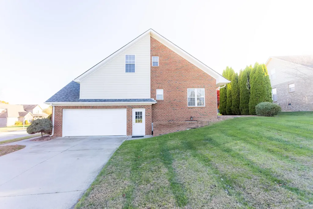 595 Earlymeade Drive Winchester KY 40391