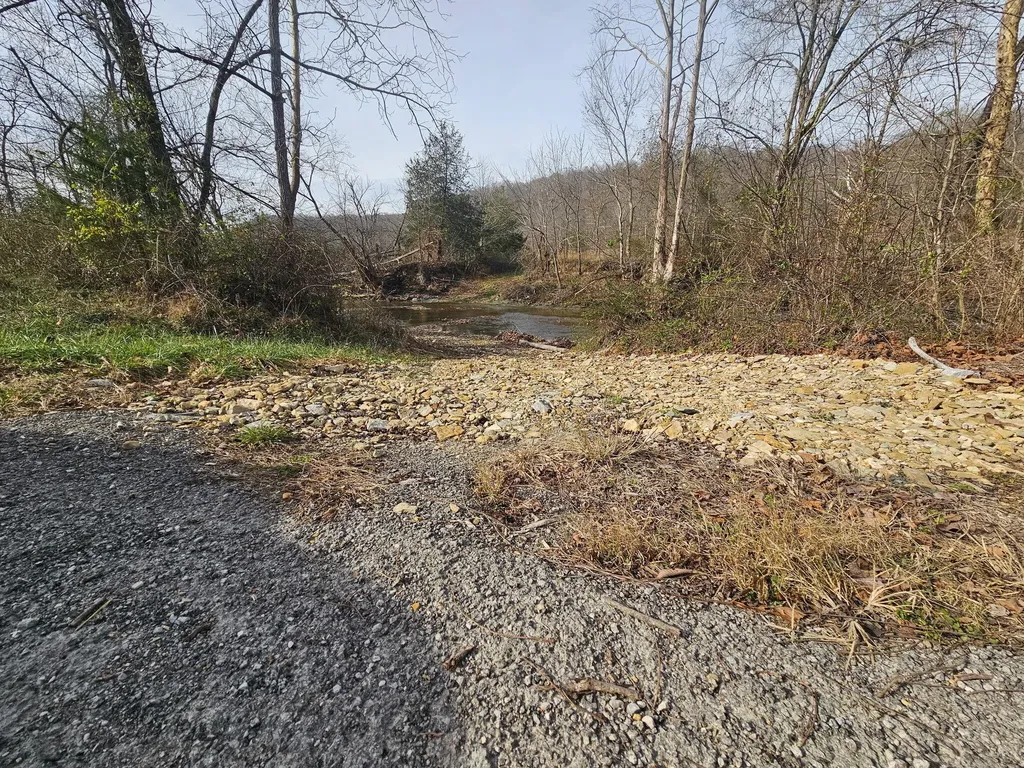 0 S Fishing Creek Road Waynesburg KY 40489
