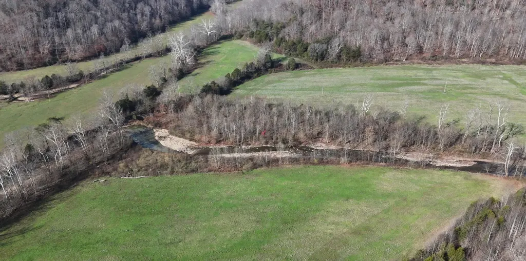 0 S Fishing Creek Road Waynesburg KY 40489