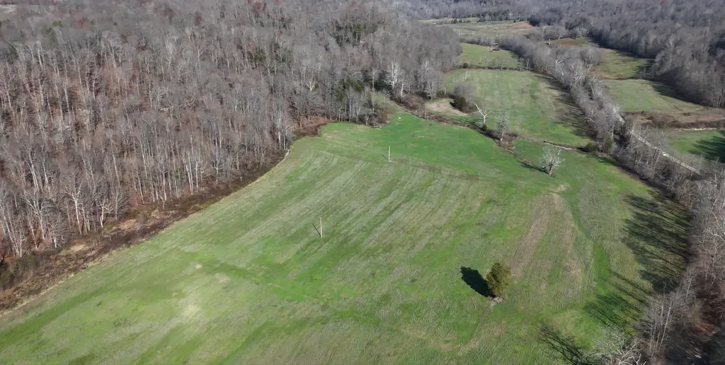 0 S Fishing Creek Road Waynesburg KY 40489