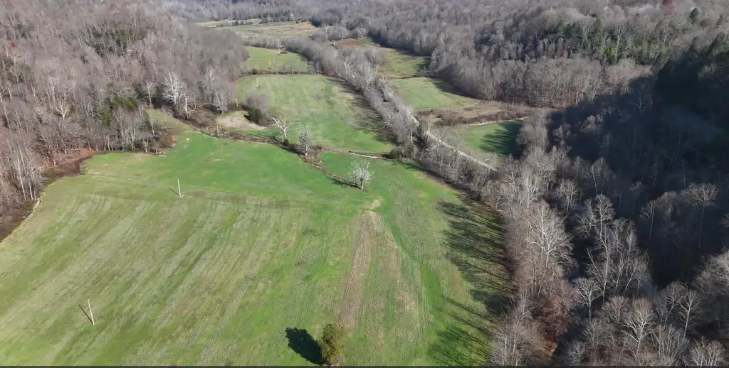 0 S Fishing Creek Road Waynesburg KY 40489