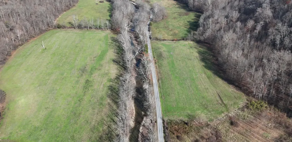 0 S Fishing Creek Road Waynesburg KY 40489