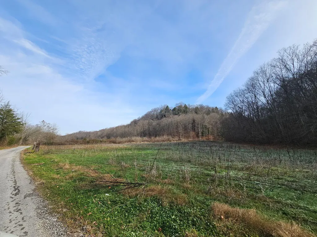 0 S Fishing Creek Road Waynesburg KY 40489