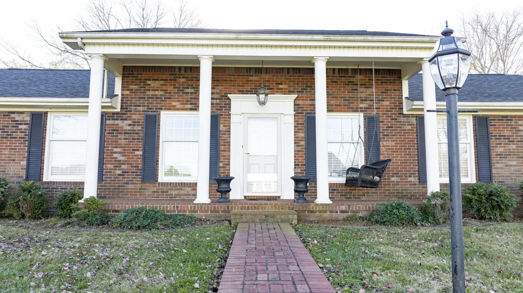 111 Stonehedge Terrace Monticello KY 42633