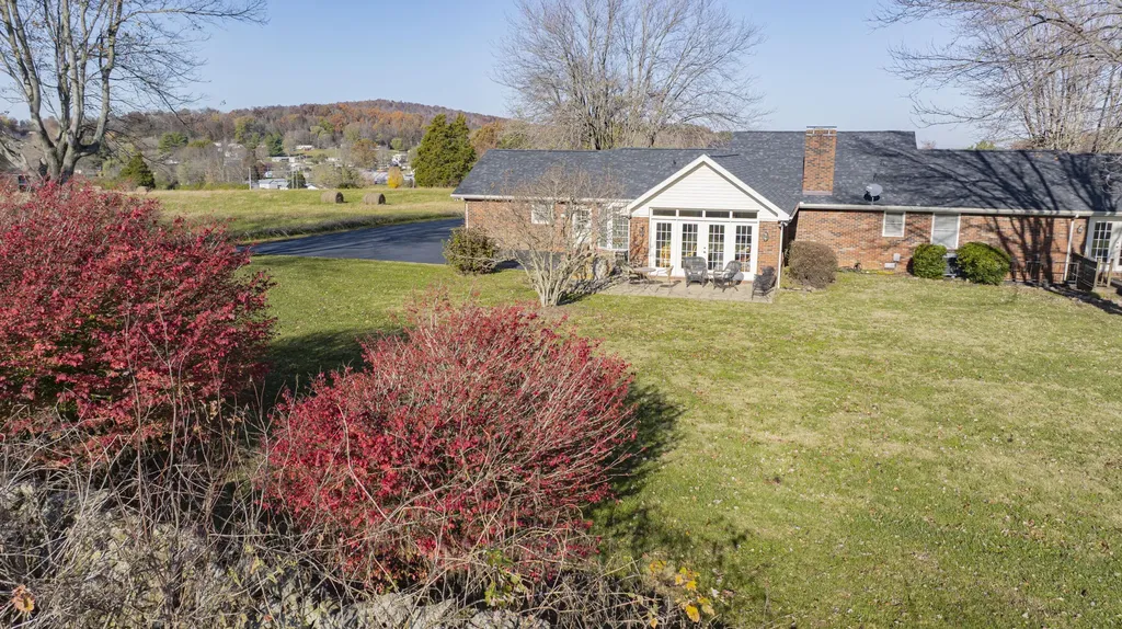 111 Stonehedge Terrace Monticello KY 42633