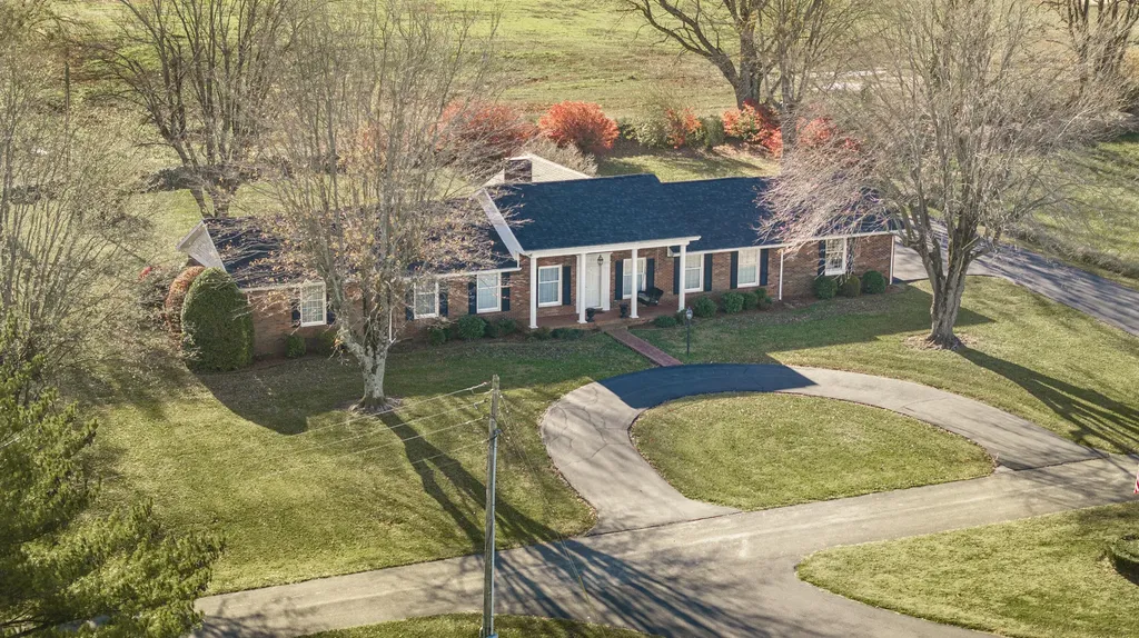 111 Stonehedge Terrace Monticello KY 42633