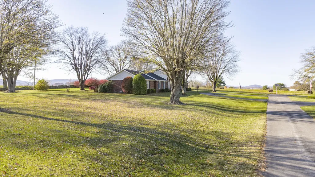 111 Stonehedge Terrace Monticello KY 42633