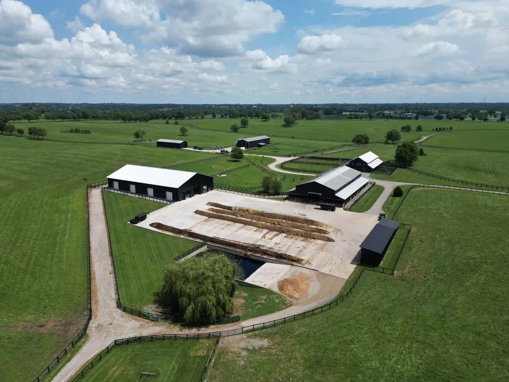 5335 Russell Cave Road Lexington KY 40511